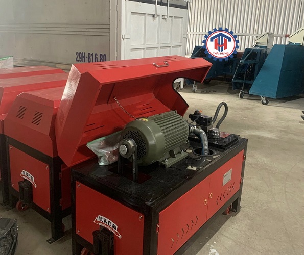 máy duỗi sắt