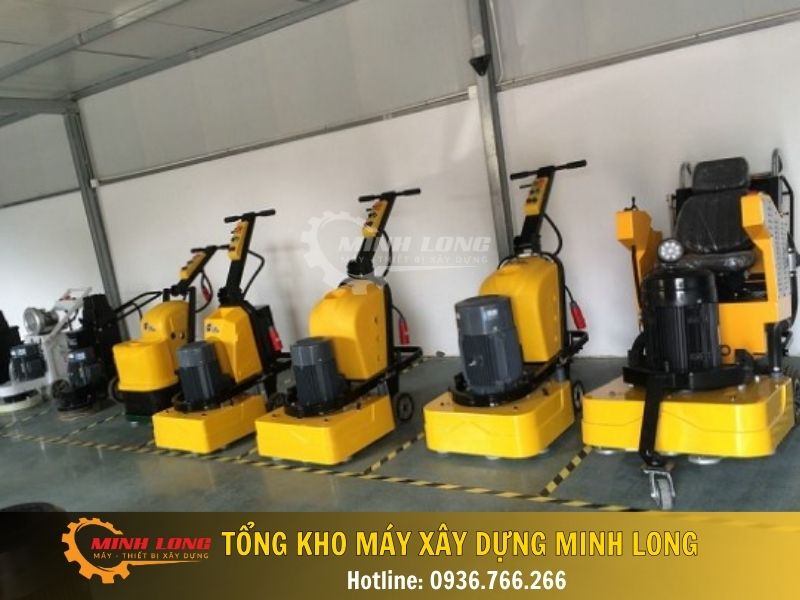 Chuẩn bị dụng cụ trước khi sử dụng máy mài sàn bê tông